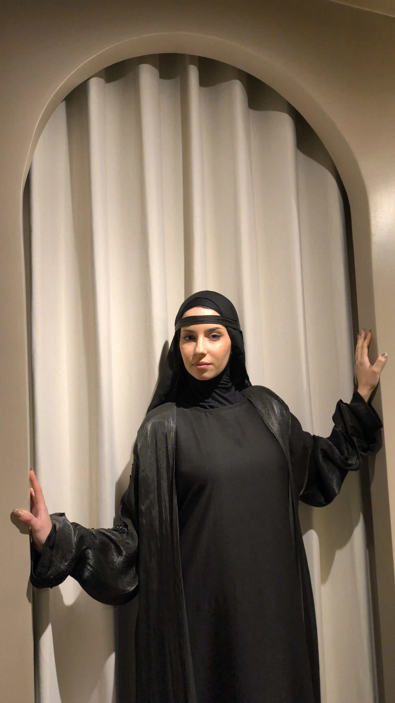 Abaya Nour